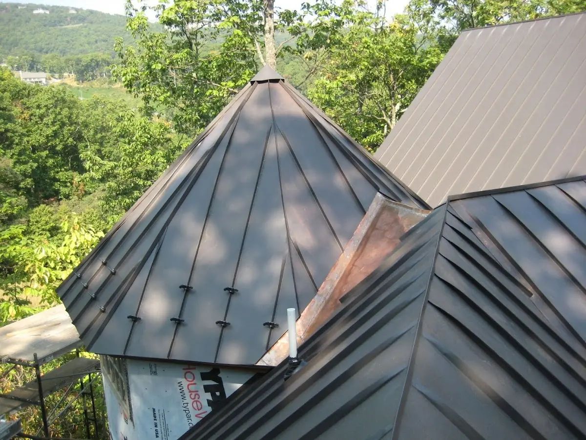 Professional Gutter Cleaning by Craftsman Roofing in Oakfield